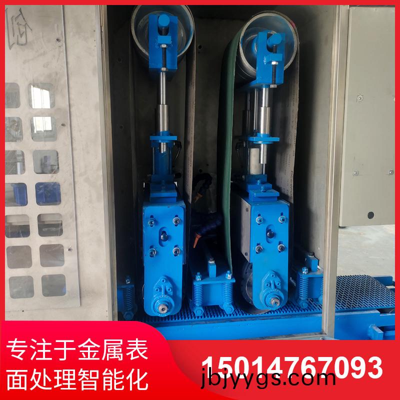 二砂(sha)二輪輸(shu)送水(shui)磨機廠(chang)傢(jia)直(zhi)銷